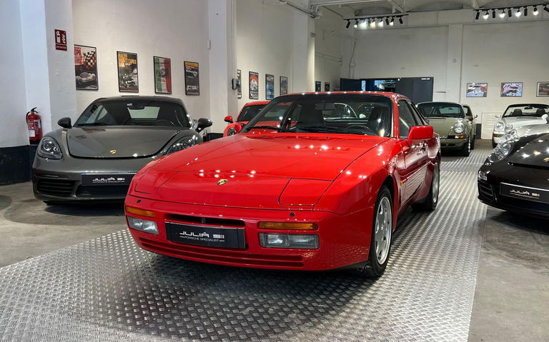 Porsche 944 S2 Coupé