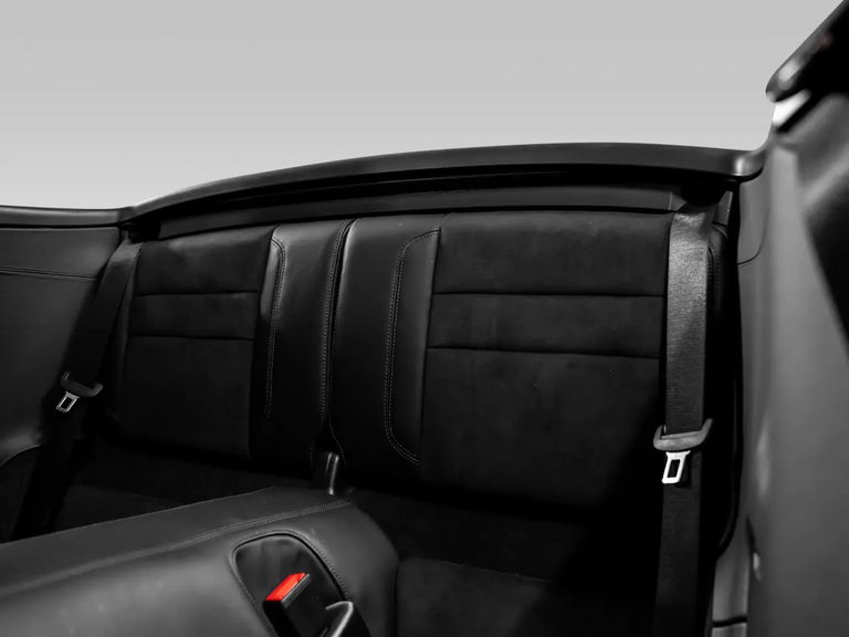 Porsche 992 Carrera 4 GTS