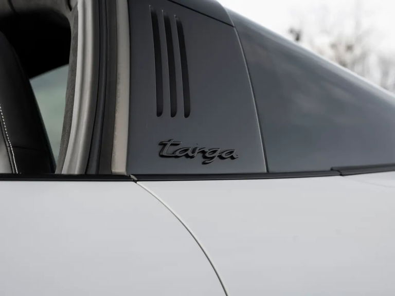 Porsche 992 Targa 4 GTS