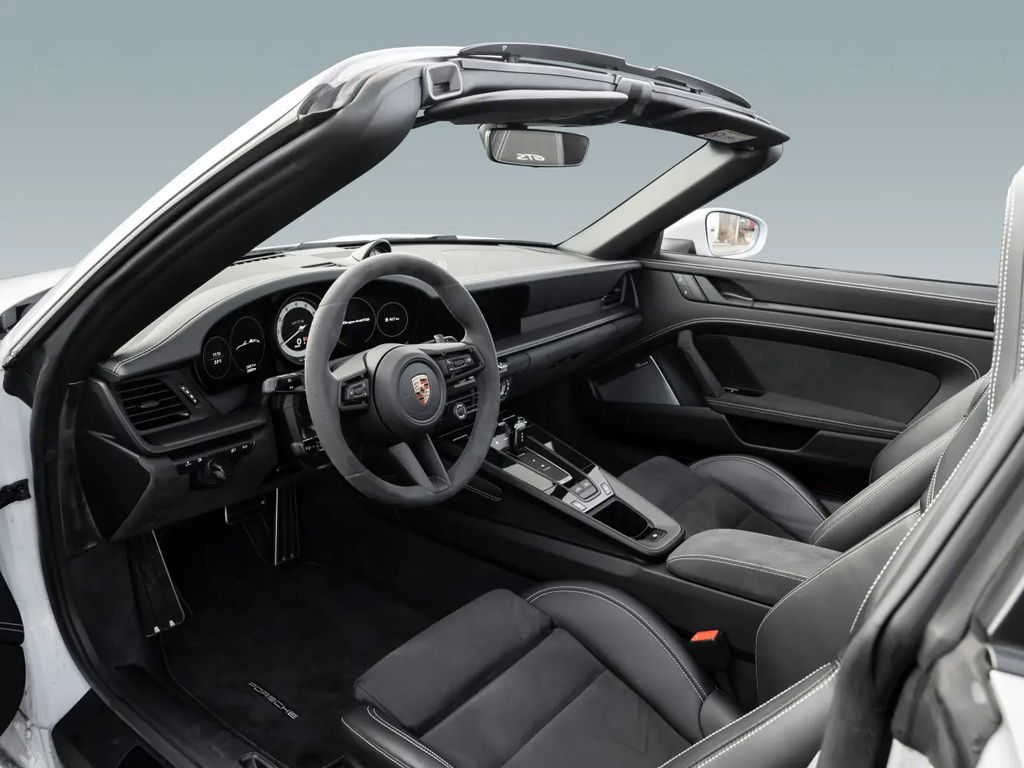 Porsche 992 Targa 4 GTS