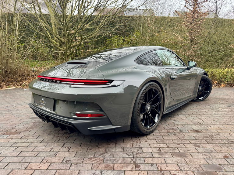 Porsche 992 GT3 Touring