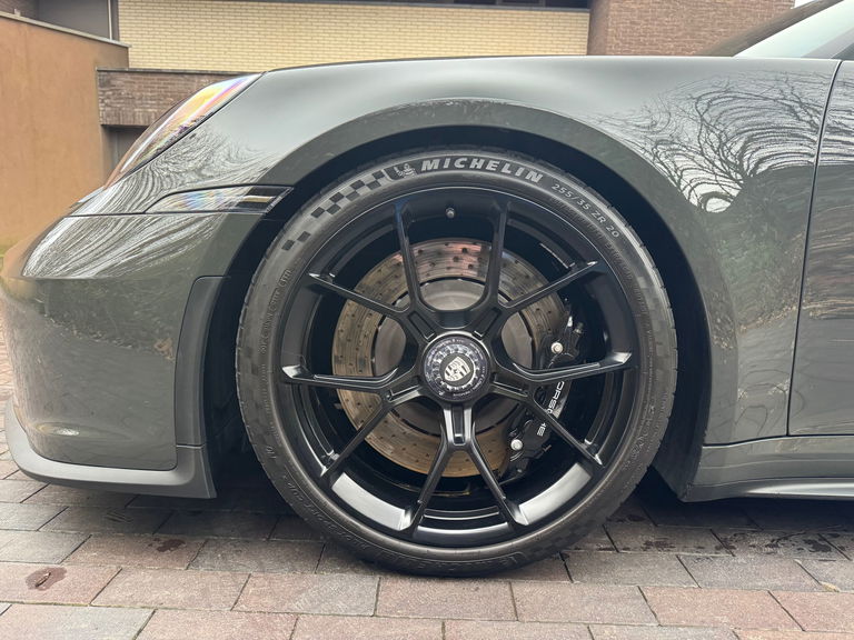 Porsche 992 GT3 Touring