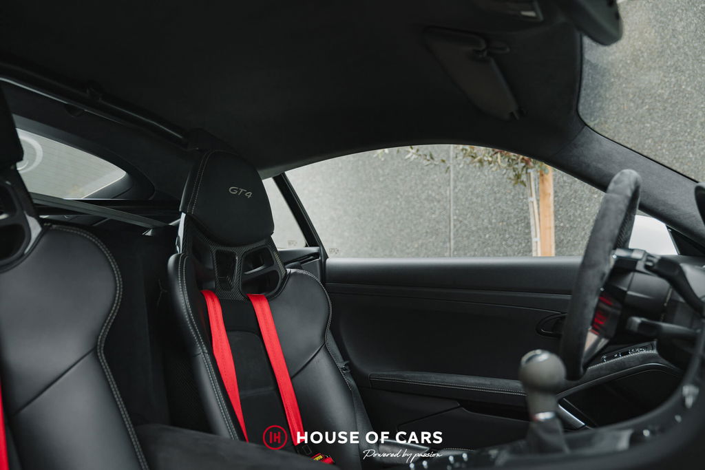 Porsche 981 Cayman GT4