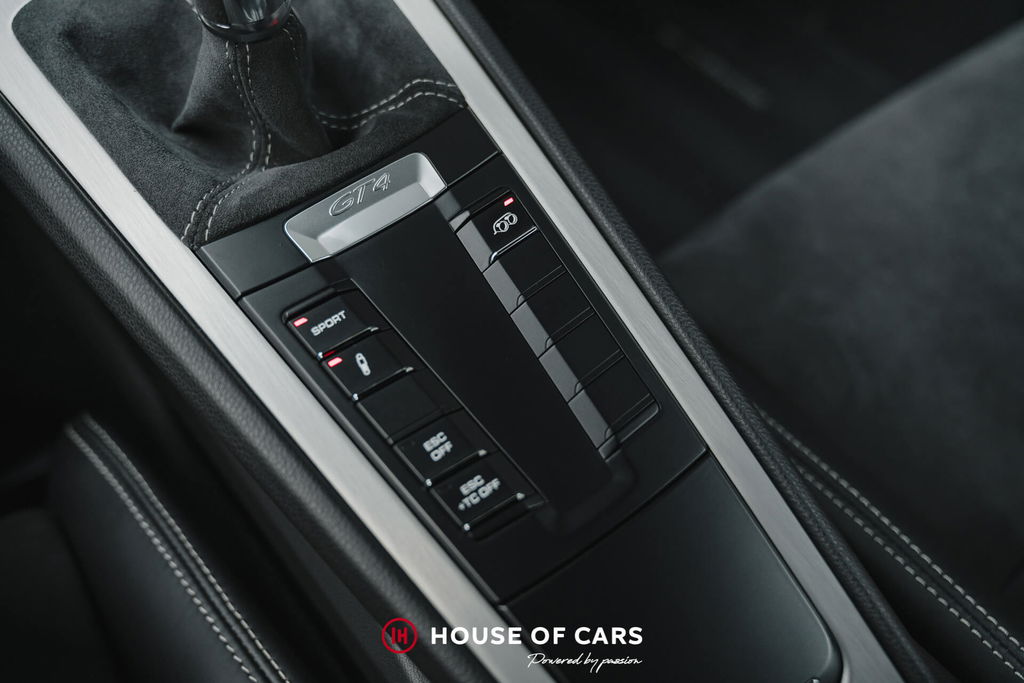 Porsche 981 Cayman GT4