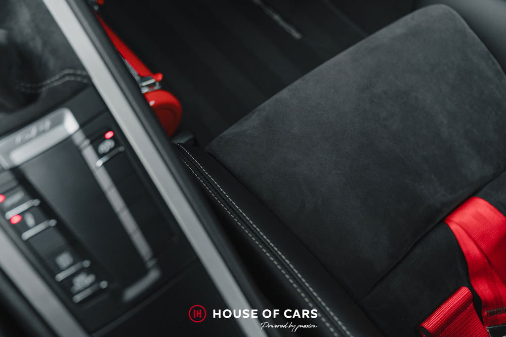 Porsche 981 Cayman GT4