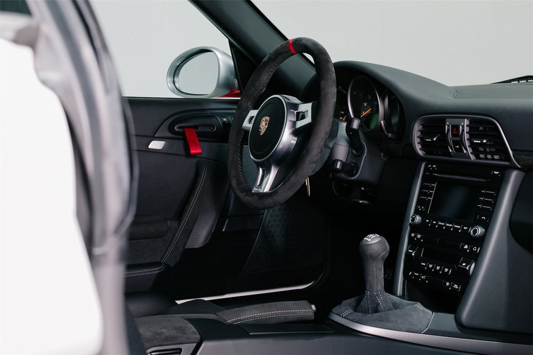 Porsche 997.2 GT3 RS 4.0