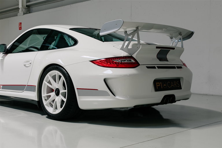 Porsche 997.2 GT3 RS 4.0