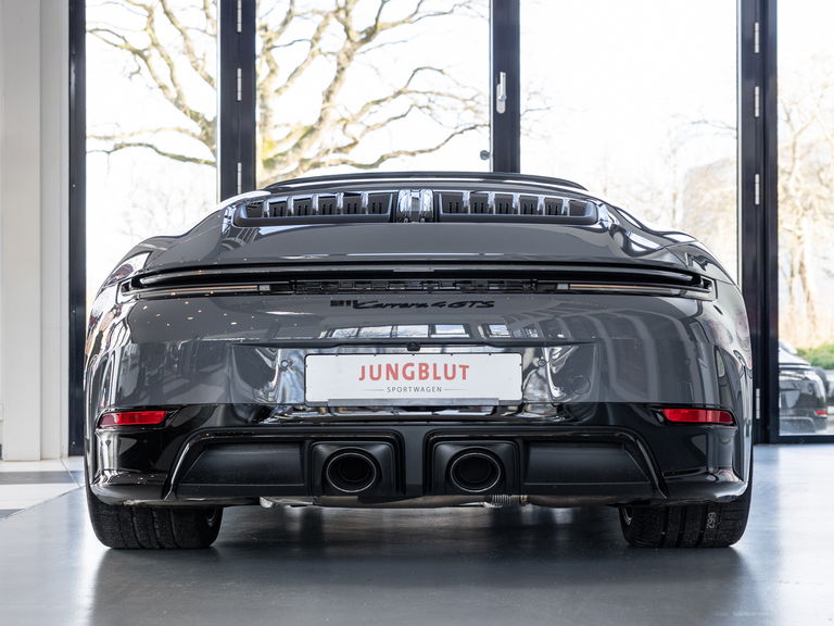 Porsche 992.2 Carrera 4 GTS