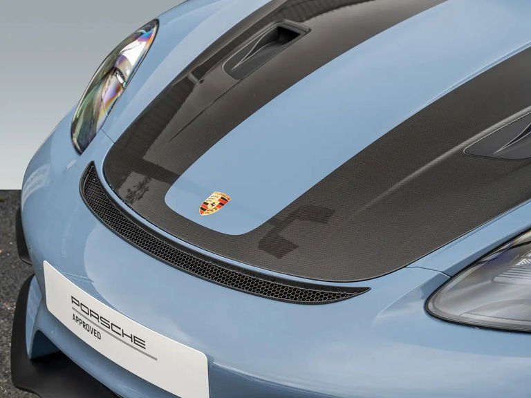 Porsche 718 Spyder RS