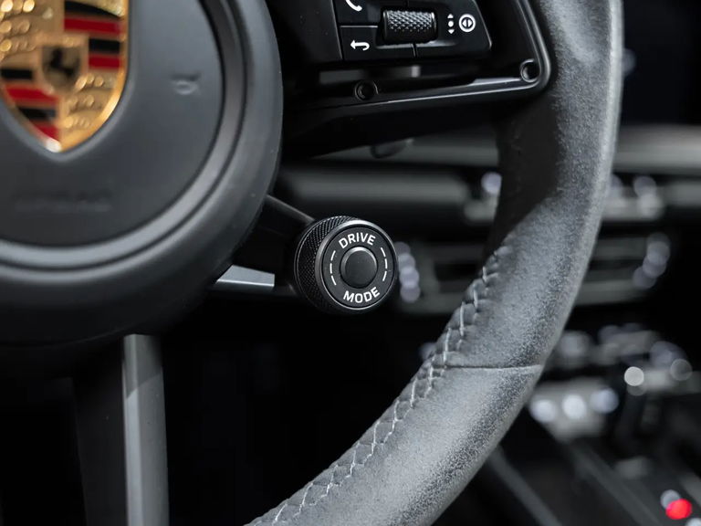 Porsche 992 Carrera GTS