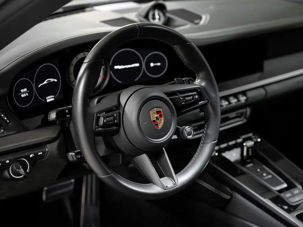 Porsche 992 Carrera GTS