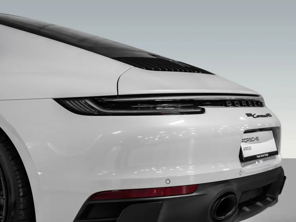 Porsche 992 Carrera GTS