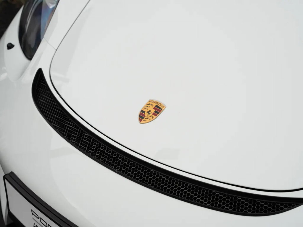 Porsche 718 Cayman GT4