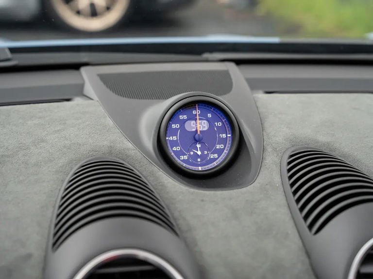 Porsche 718 Spyder RS