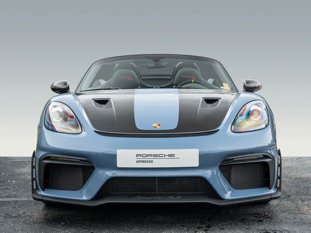 Porsche 718 Spyder RS