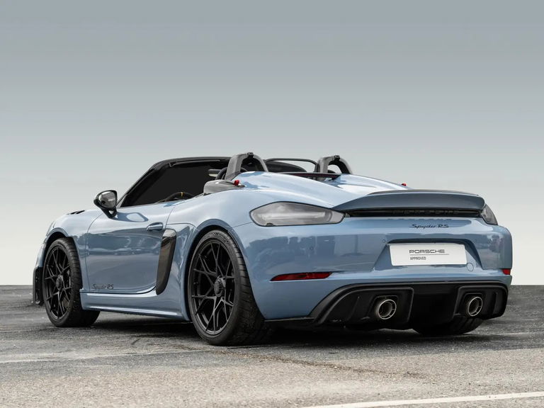 Porsche 718 Spyder RS