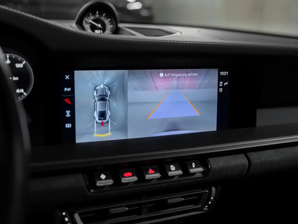 Porsche 992 Carrera GTS