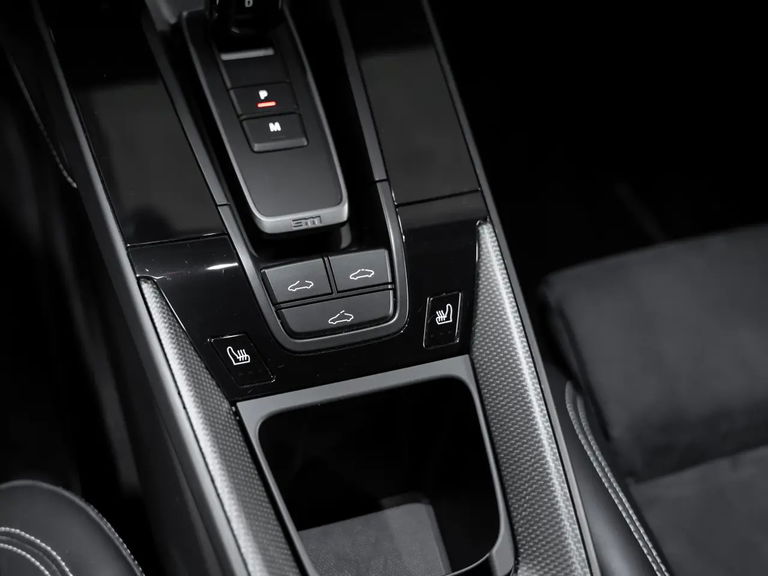 Porsche 992 Carrera GTS