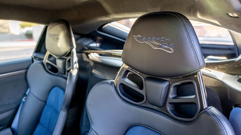 Porsche 718 Cayman GT4 RS