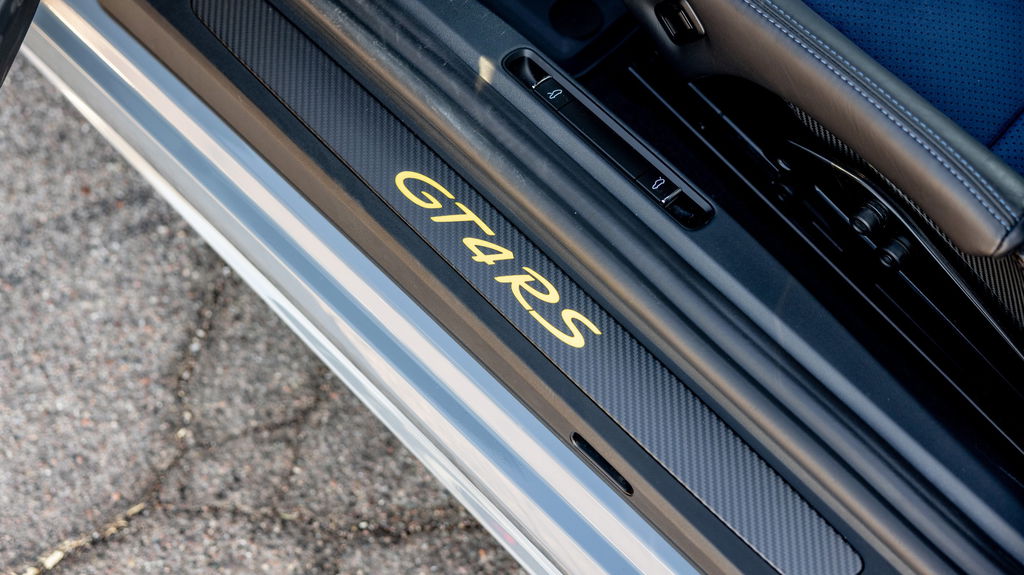 Porsche 718 Cayman GT4 RS