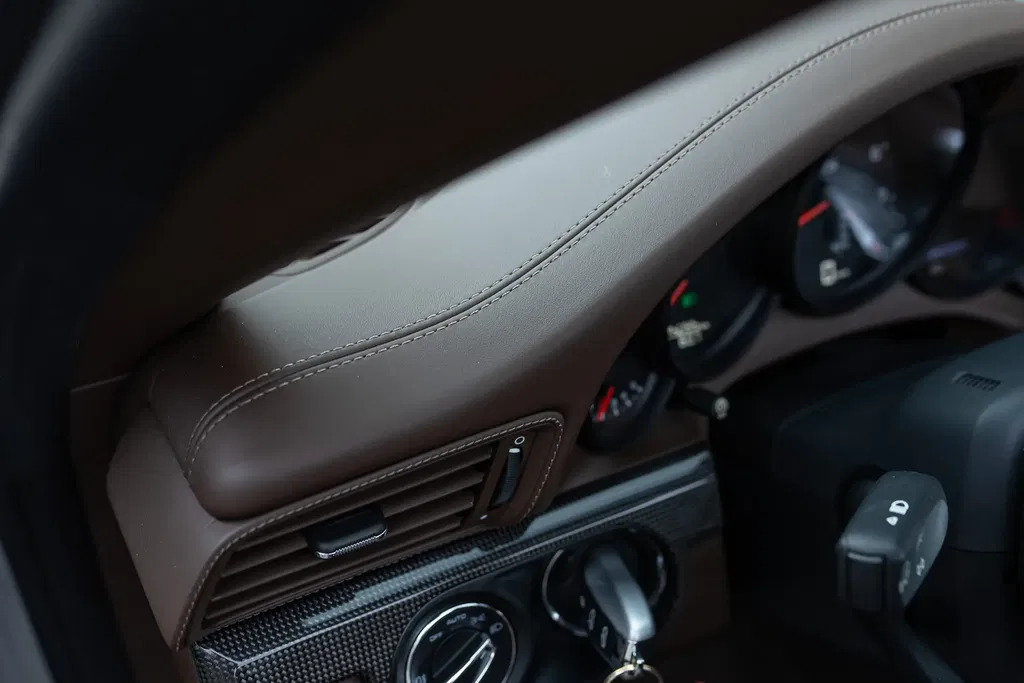 Porsche 991.2 Carrera GTS