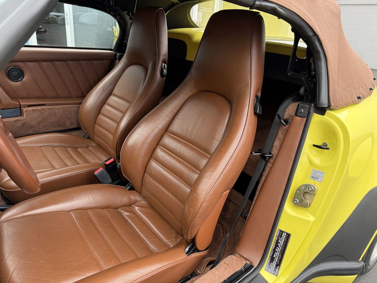 Porsche 911 Carrera 3.2 Speedster (US)