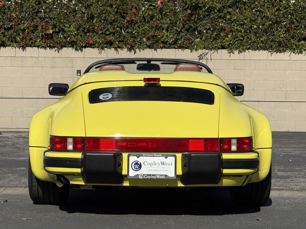 Porsche 911 Carrera 3.2 Speedster (US)