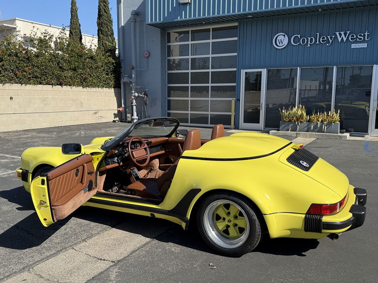 Porsche 911 Carrera 3.2 Speedster (US)