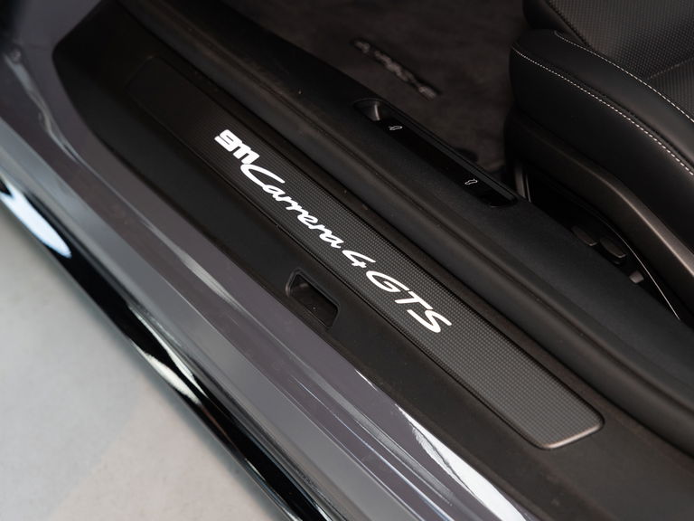 Porsche 992.2 Carrera 4 GTS