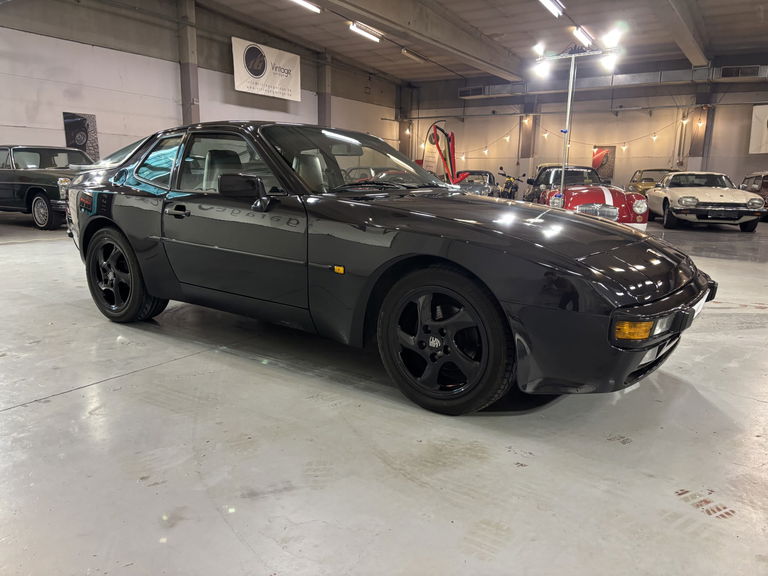 Porsche 944 Coupé
