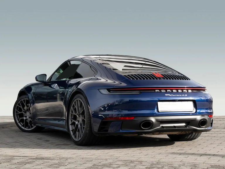 Porsche 992 Carrera 4S