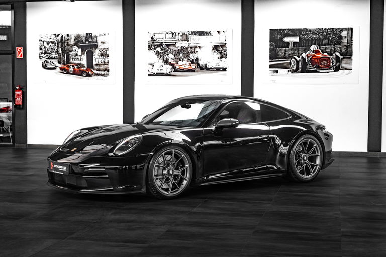 Porsche 992 GT3 Touring
