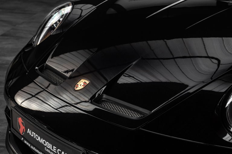 Porsche 992 GT3 Touring