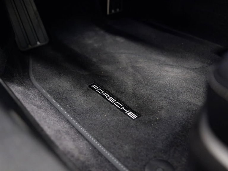 Porsche 992 Targa 4S