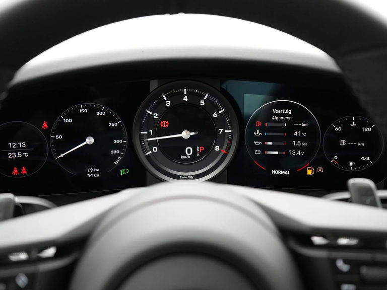 Porsche 992 Carrera 4S