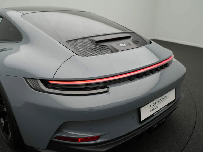 Porsche 992 GT3 Touring