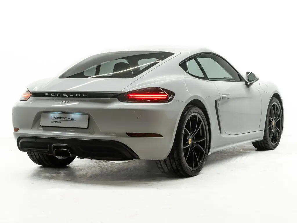Porsche 718 Cayman