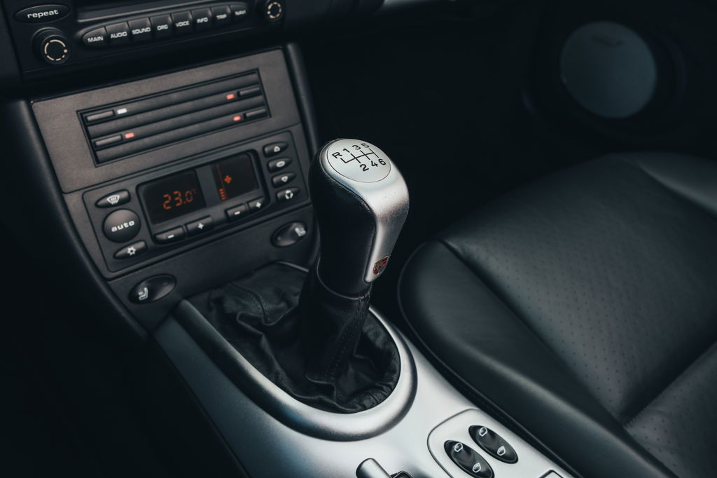 Porsche 996 Carrera 4