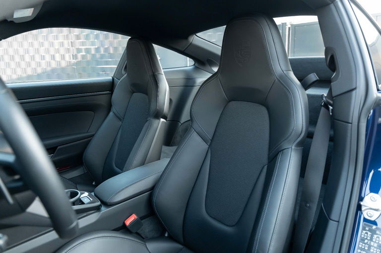 Porsche 992 GT3 Touring