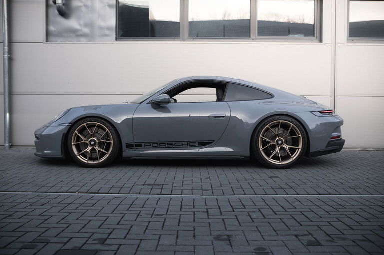 Porsche 992 GT3 Touring