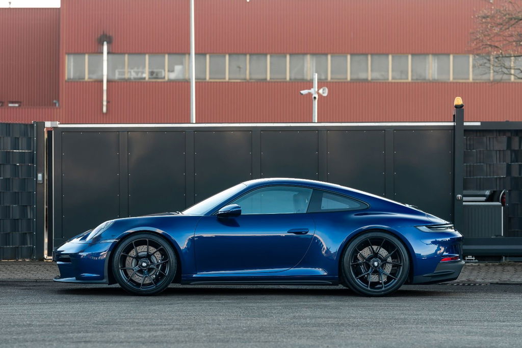 Porsche 992 GT3 Touring