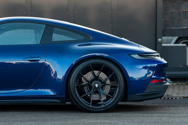 Porsche 992 GT3 Touring