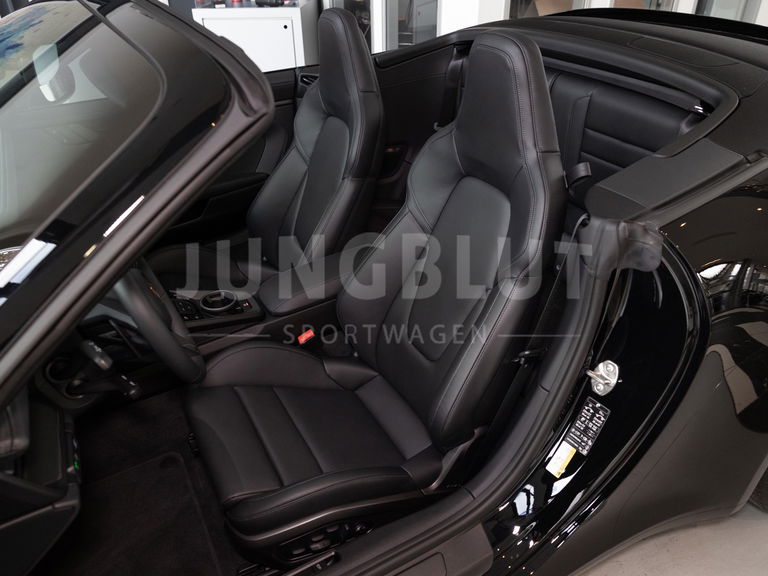 Porsche 992.2 Carrera 4 GTS