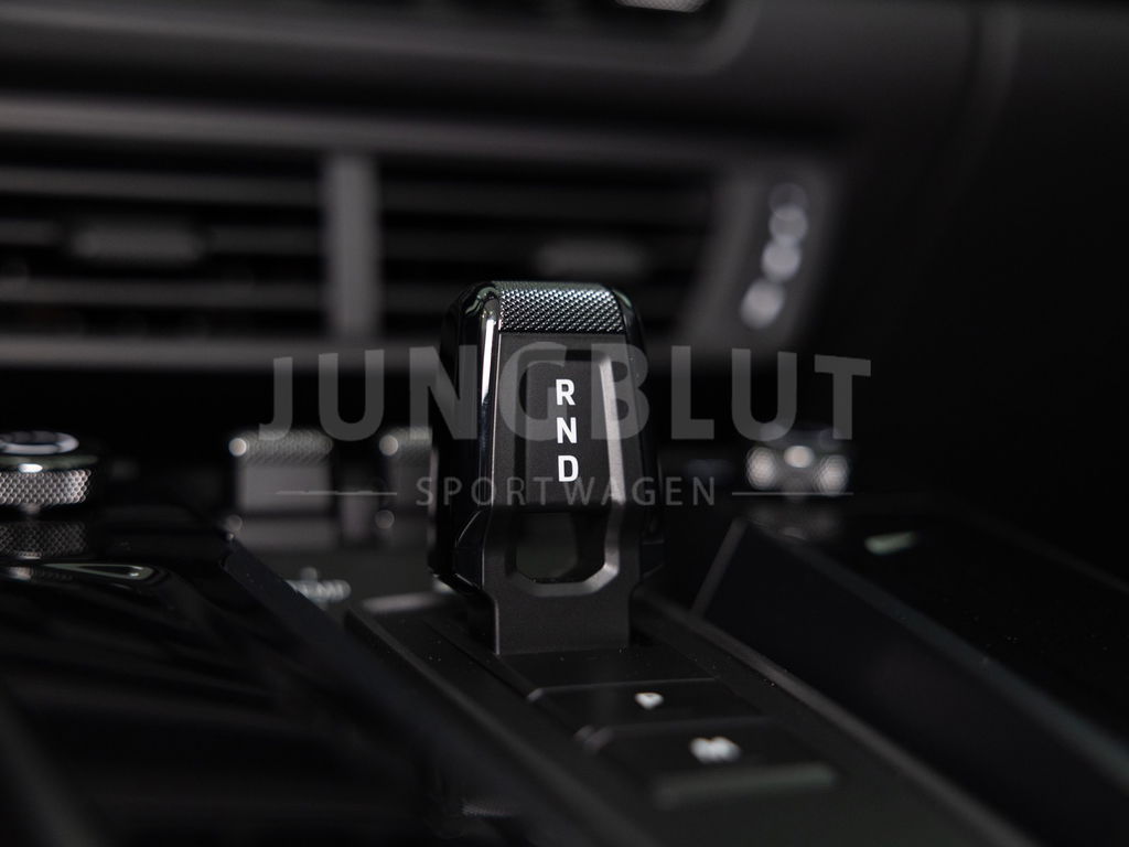 Porsche 992.2 Carrera 4 GTS