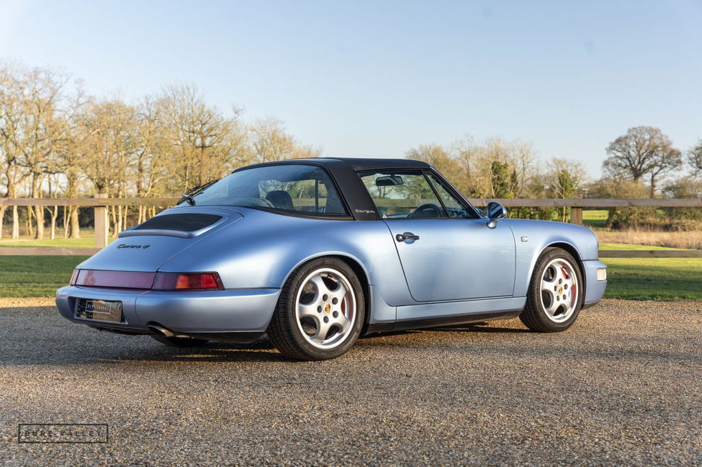 Porsche 964 Carrera 4