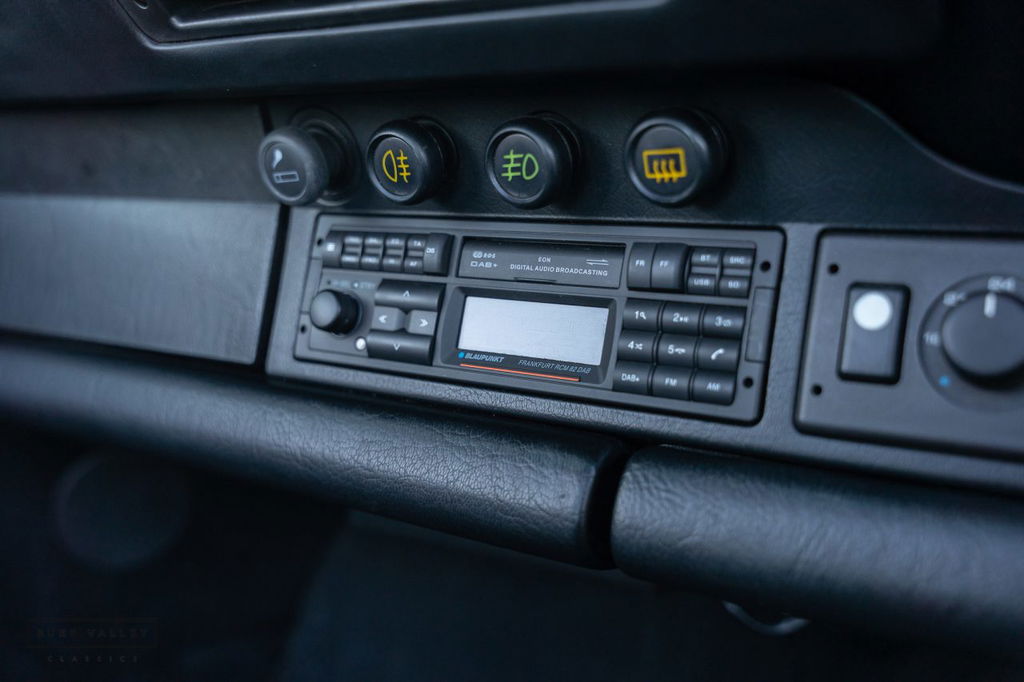 Porsche 964 Carrera 4