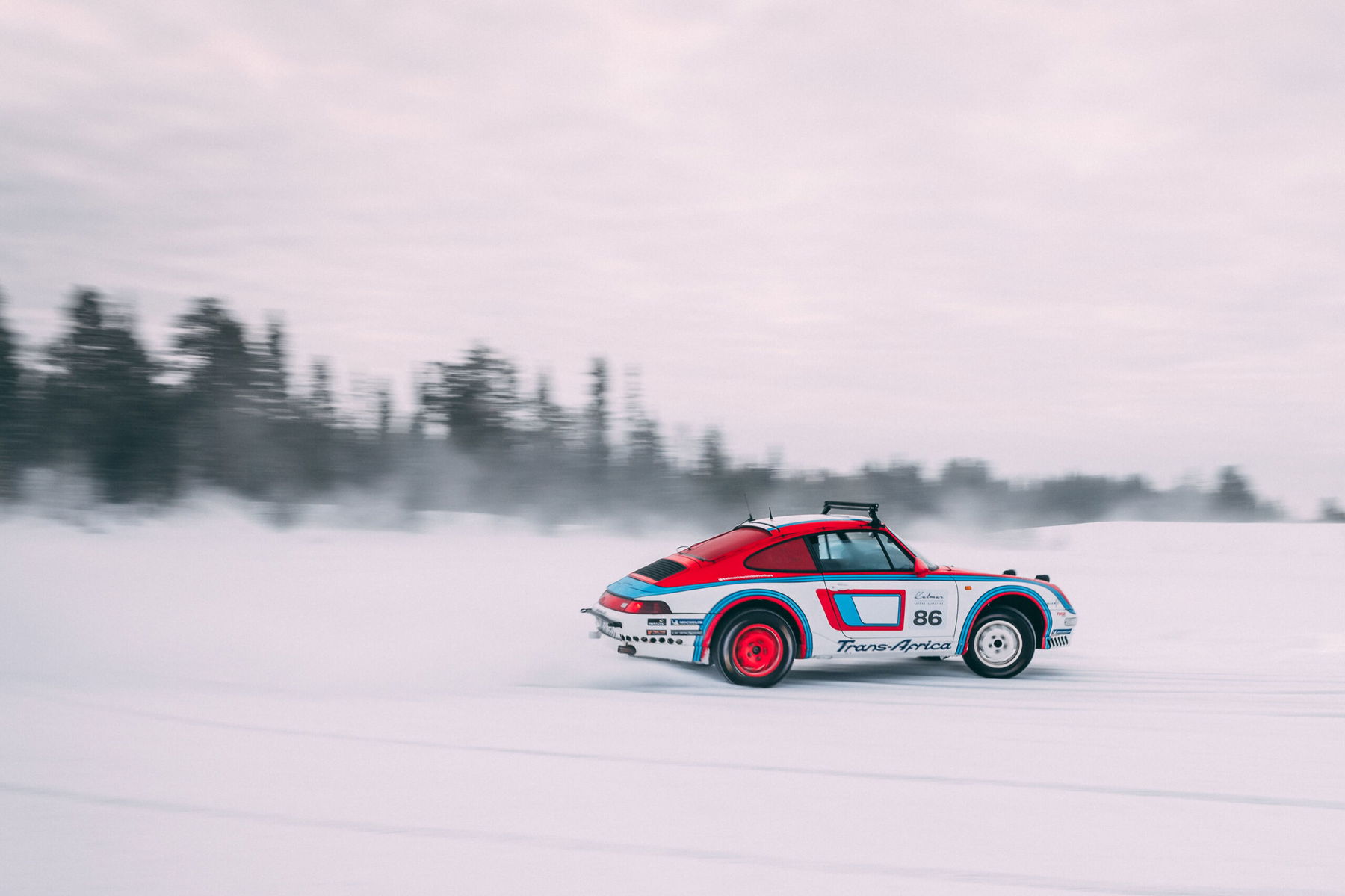 Kalmar RS (993) drifting on ice in Lapland