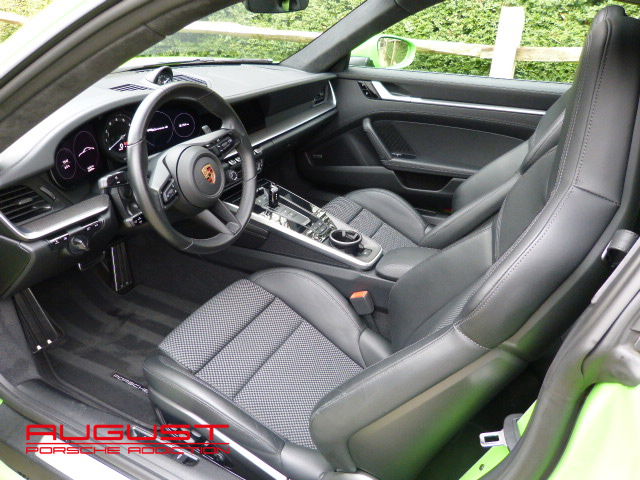 Porsche 992 Carrera S