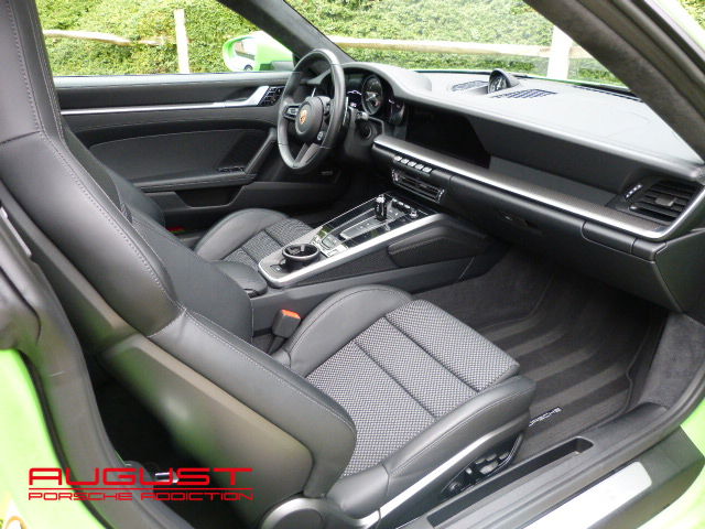 Porsche 992 Carrera S