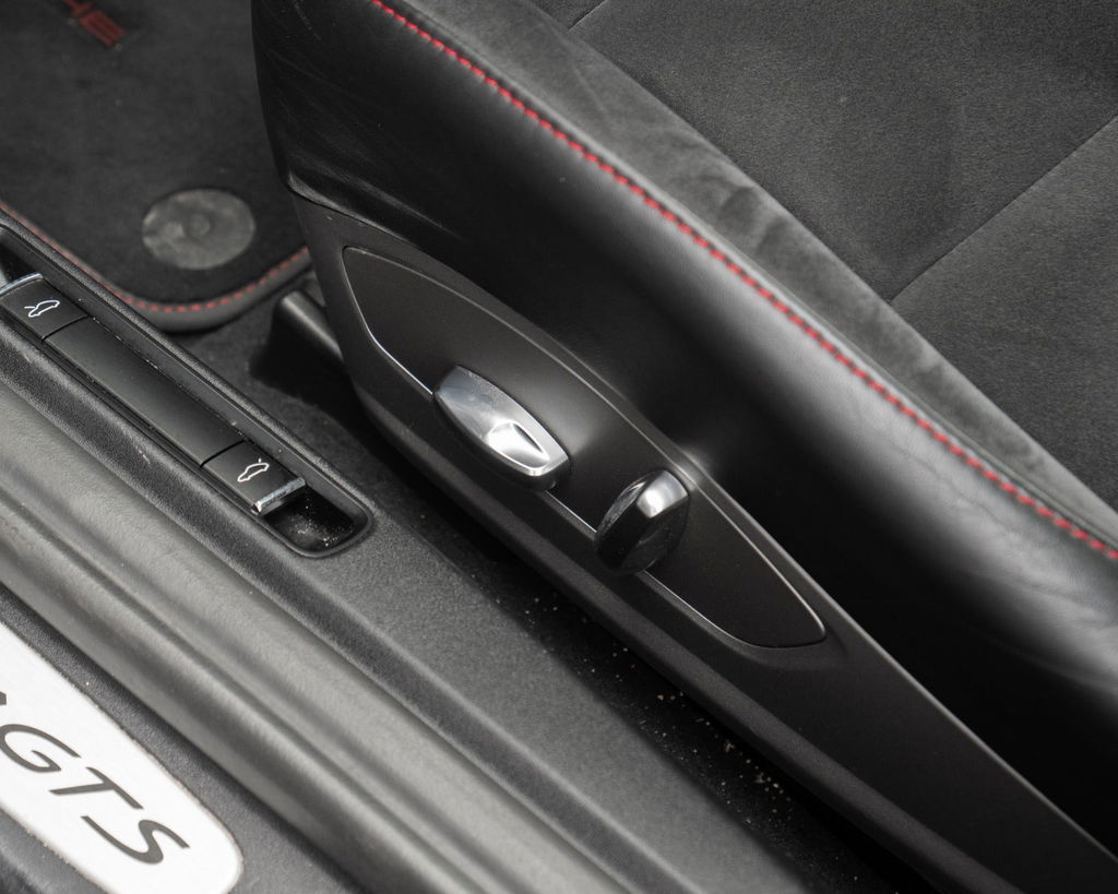 Porsche 991.2 Carrera 4 GTS